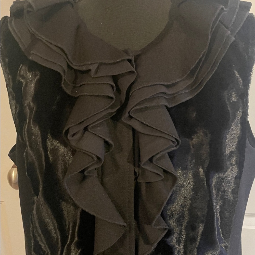 Alfani Black Ruffled Vest with Velvet Front Size L - Picture 8 of 8